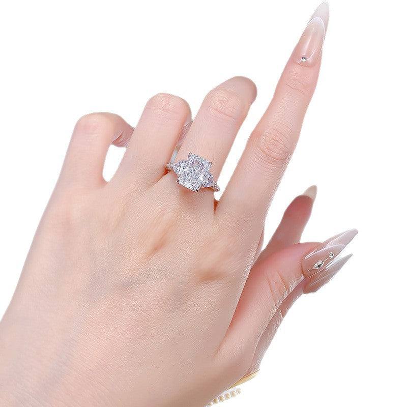 Ice Flower Cut Full-Crystal Ring - Carbon Diamond Statement Jewelry