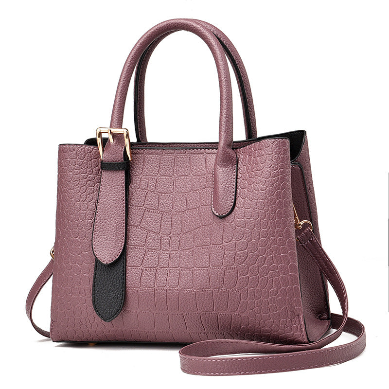 Minimalist Shoulder Messenger Bag – Versatile Crossbody Design