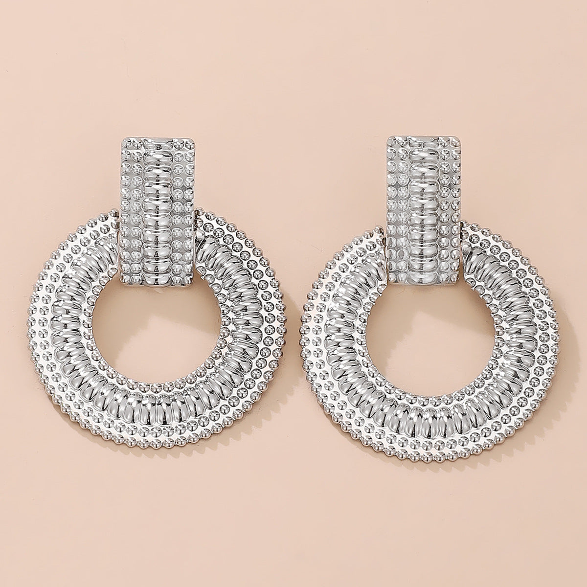 Retro Hollow Round Earrings – Statement Geometric Design