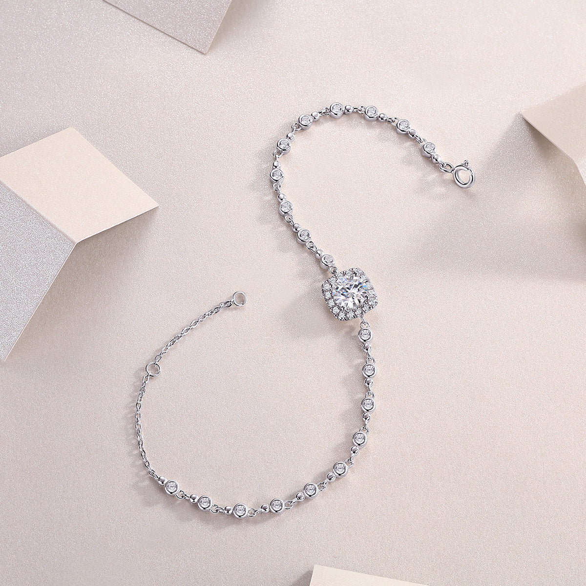 Surrounded By Stars - S925 Platinum Plated Moissanite Bracelet Set