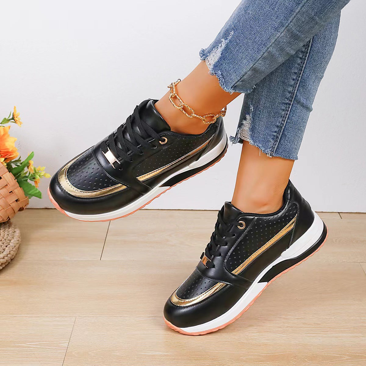 Color Block Round Toe Lace-Up Flat Shoes