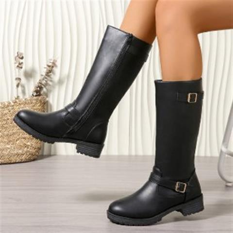 Bottes hautes à petits talons avec fermetures éclair
