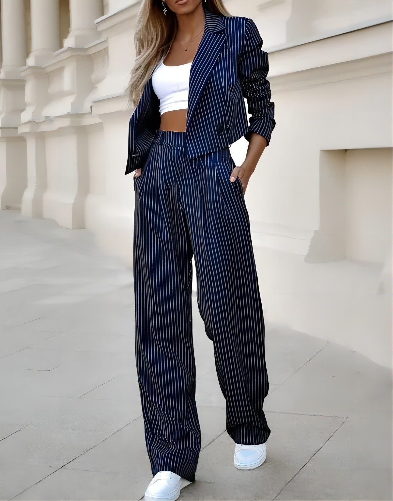 Ensemble deux pièces rayé pour femme - Blazer court et pantalon droit