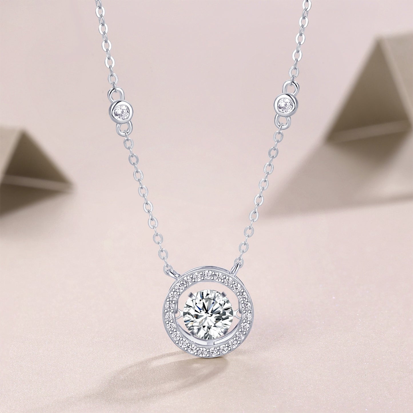 Mobius Necklace - S925 Platinum Plated Moissanite Pendant