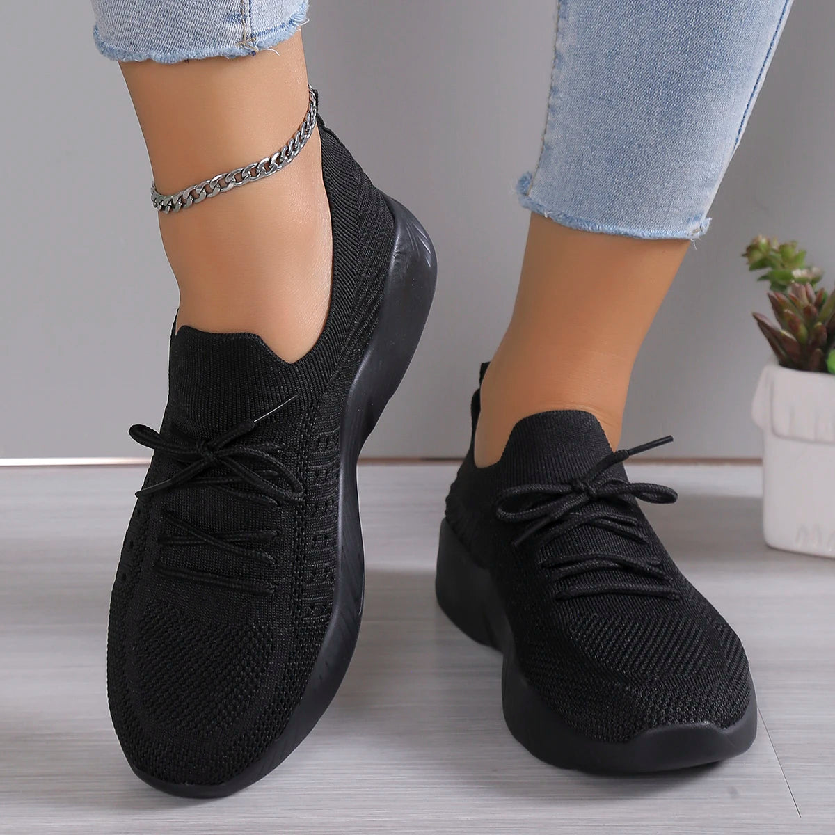Women’s Summer Mesh Breathable Casual Lace-Up Sport Sneakers