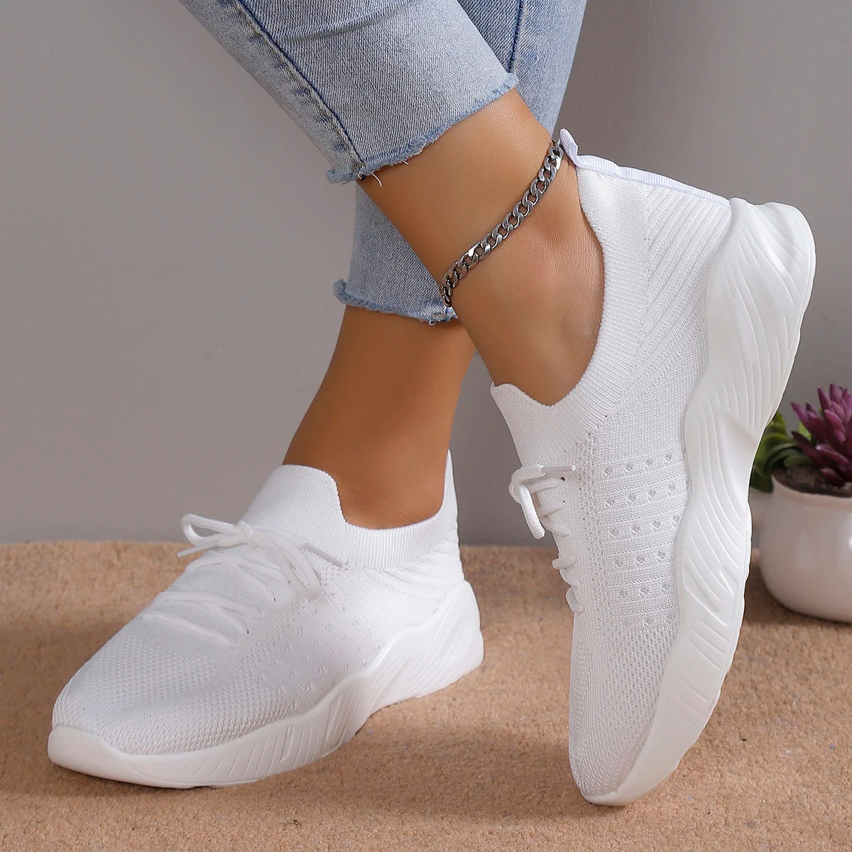 Women’s Summer Mesh Breathable Casual Lace-Up Sport Sneakers