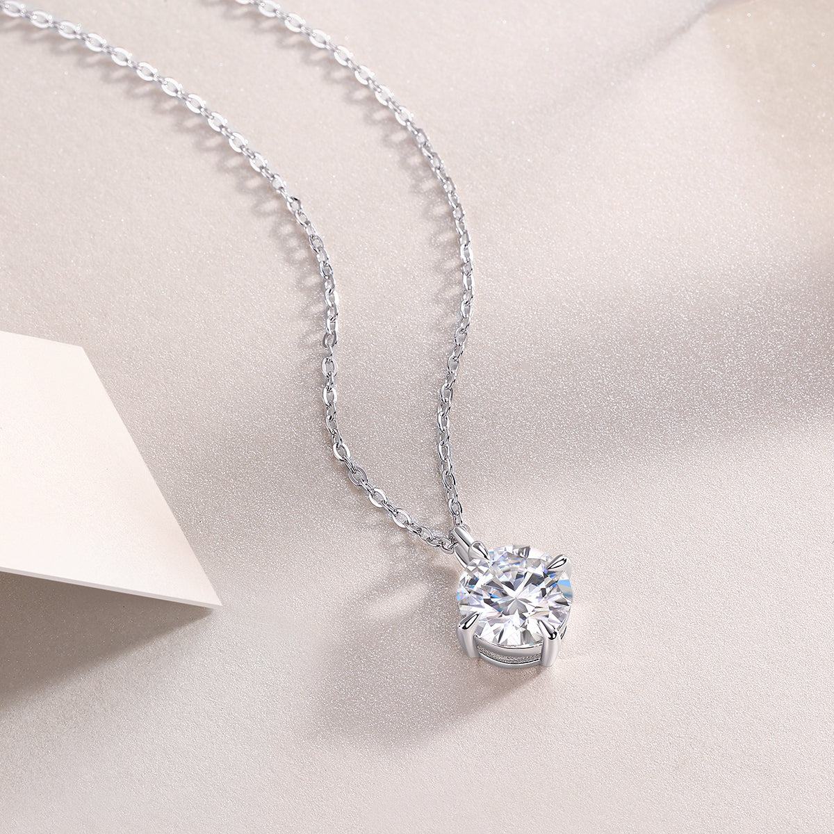 Round Rhythm - S925 Platinum Plated Moissanite Pendant Necklace