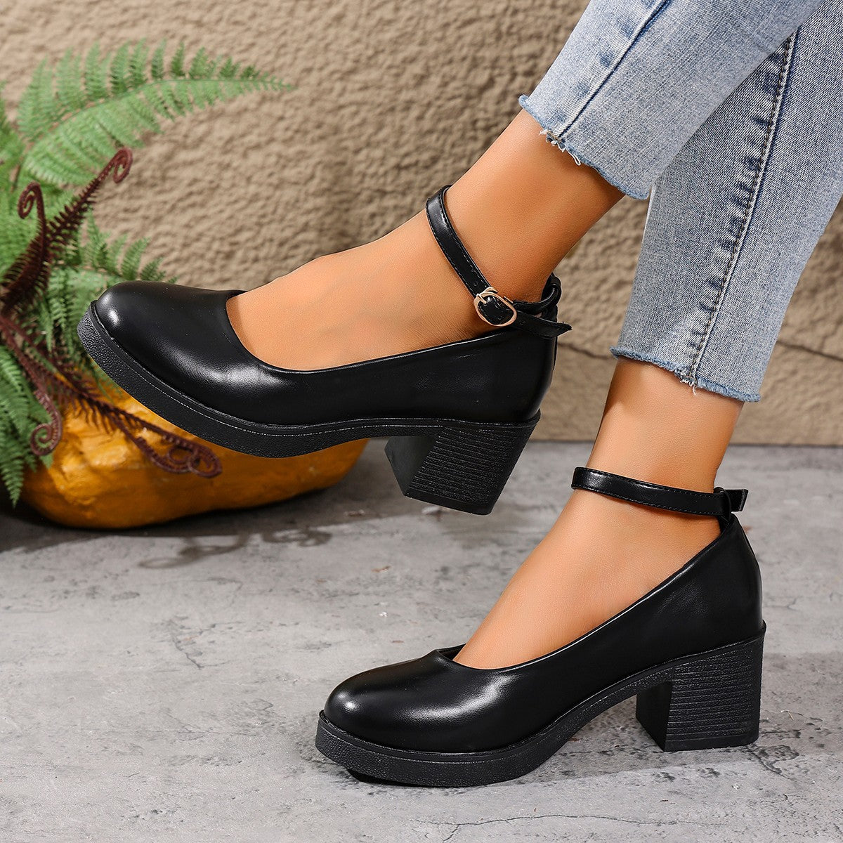 Women's Round-Toe Low-Cut Chunky Heel Shoes - Comfortable Block Heel Design