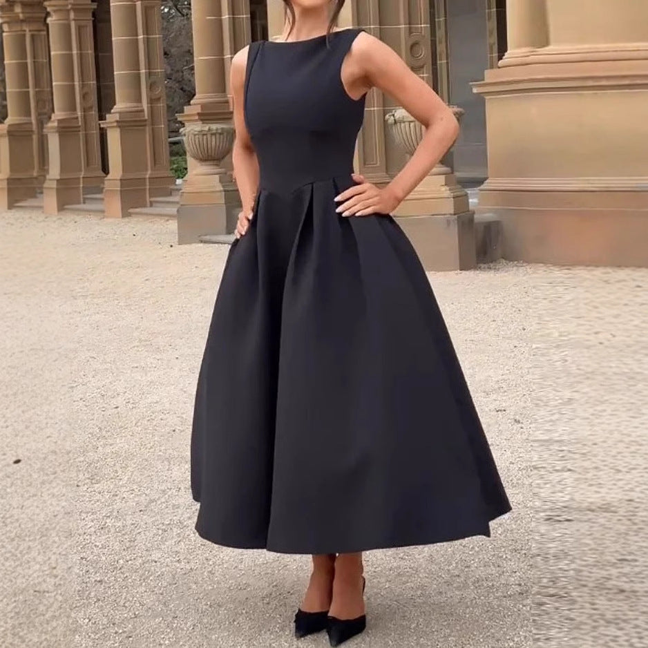 Women's Sleeveless Solid Color Hollow-out Cinched Dress Black