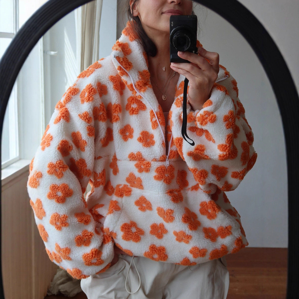 Winter Flowers Lambskin Sweatshirt with Pockets